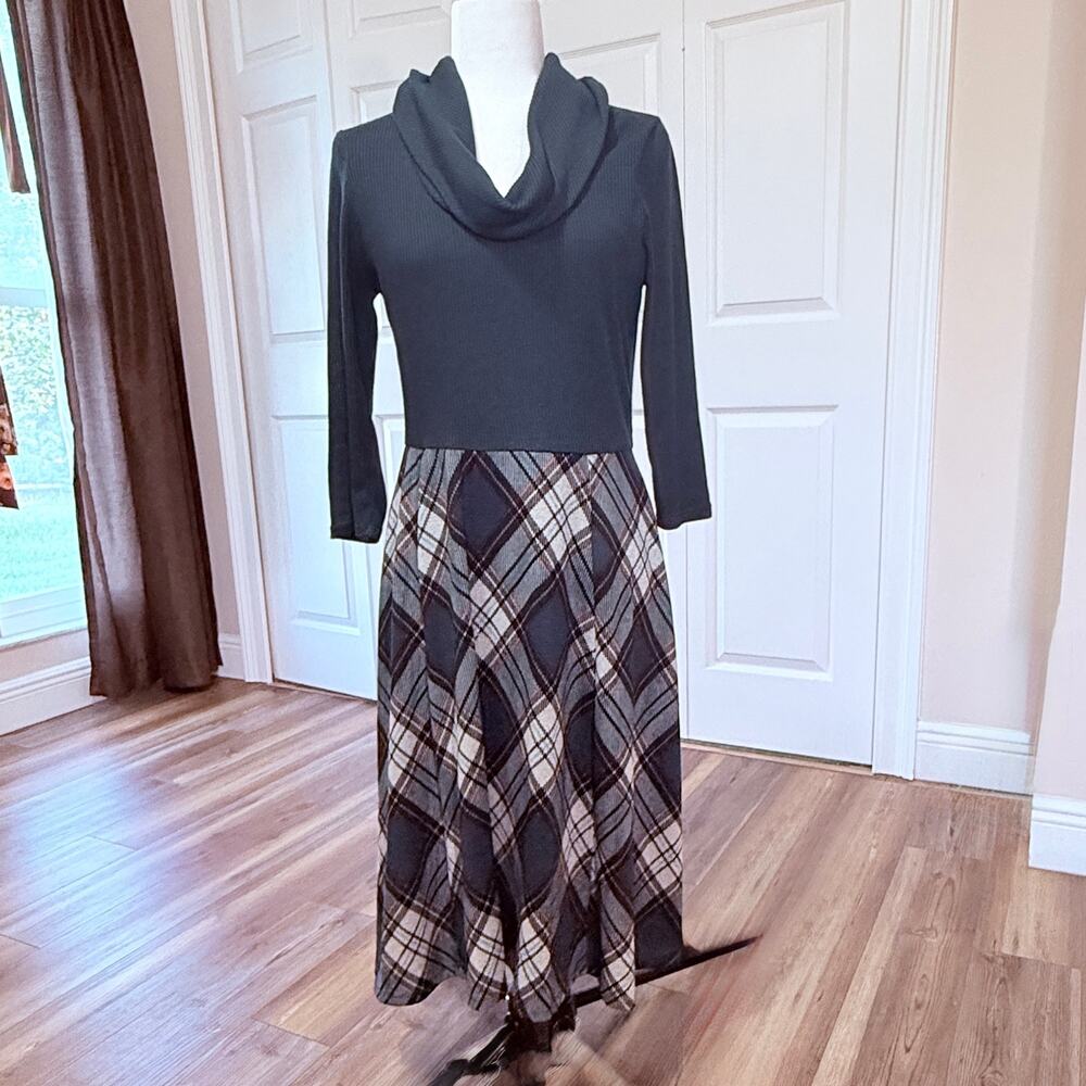 Robbie Bee Plaid Midi Dress Size M Dark Teal Cowl Neck Academia Fit Flare Lined